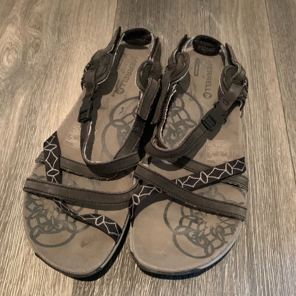 Merrell black sandals size 8